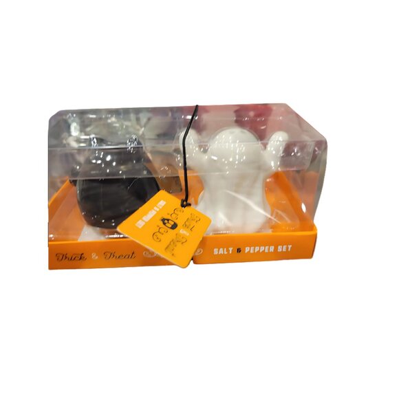 Vintage Halloween Bat & Ghost Salt and Pepper Shakers – Ceramic Kitchen Décor - Picture 3 of 7